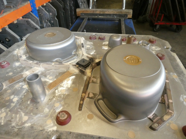 Skeppshult T&ouml;pfe w&auml;hrend der Herstellung